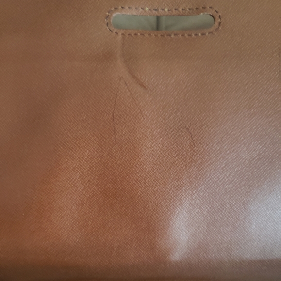 Louis Vuitton Vintage Lena Clutch - Picture 3 of 9